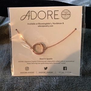 Adore Circle Bracelet